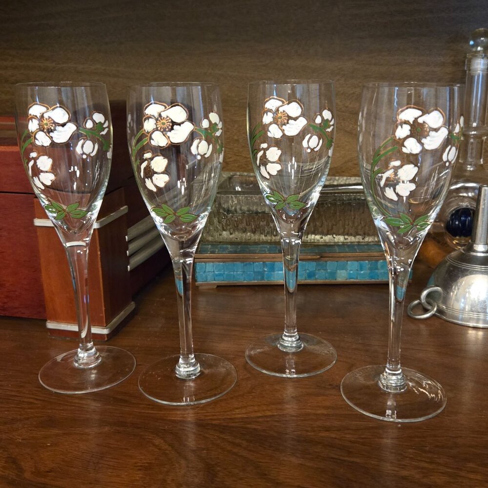 vtg PERRIER JOUET Belle Epoque Champagne flutes, Hand-Painted Crystal, 4 pieces